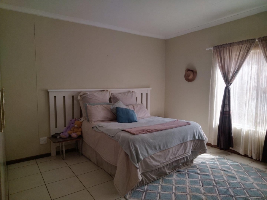 8 Bedroom Property for Sale in Keidebees Northern Cape